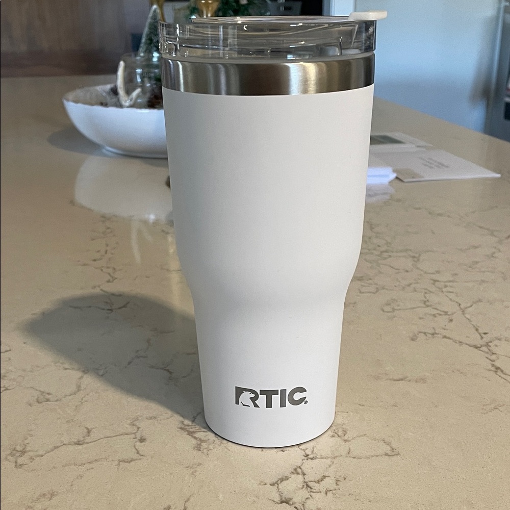 RTIC White Tumbler 30oz brand New